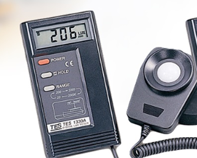 速德瑞|照度計(jì)和uv照度計(jì)兩者之間的區(qū)別