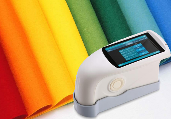 應(yīng)用三角度光澤度測(cè)試儀檢測(cè)皮革表面光澤